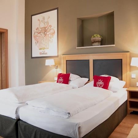 Gutshofhotel Winkler Braeu Lengenfeld  エクステリア 写真