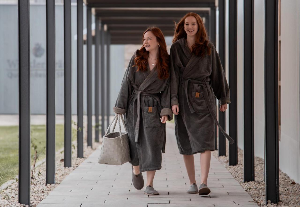 Gutshofhotel Winkler Braeu Lengenfeld  エクステリア 写真
