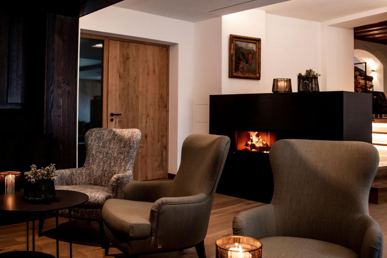 Gutshofhotel Winkler Braeu Lengenfeld  エクステリア 写真
