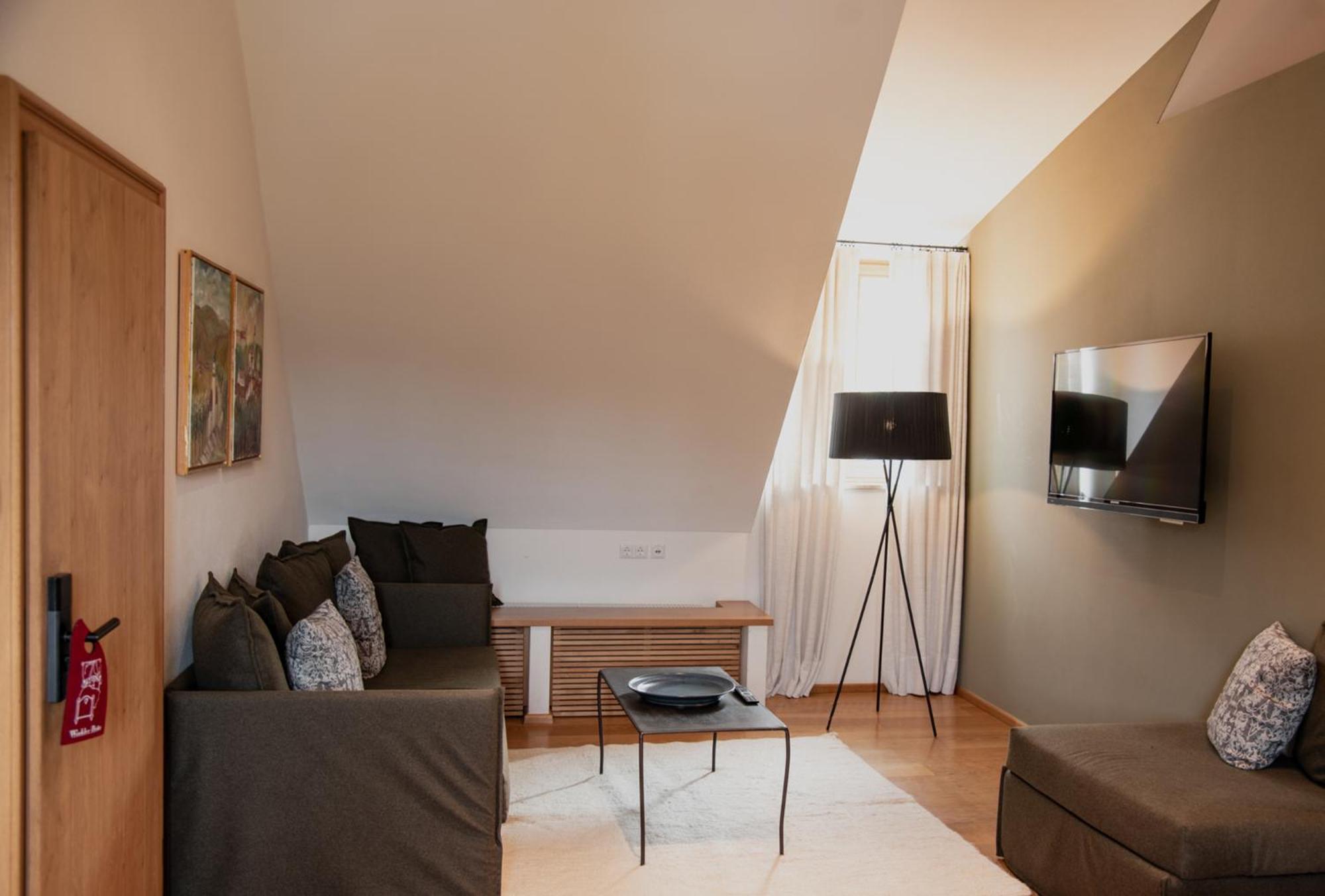 Gutshofhotel Winkler Braeu Lengenfeld  エクステリア 写真
