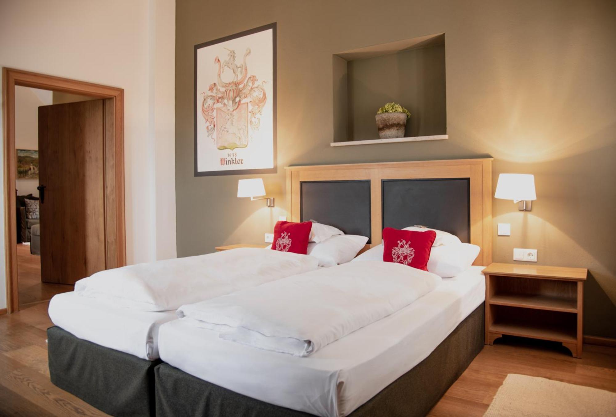 Gutshofhotel Winkler Braeu Lengenfeld  エクステリア 写真