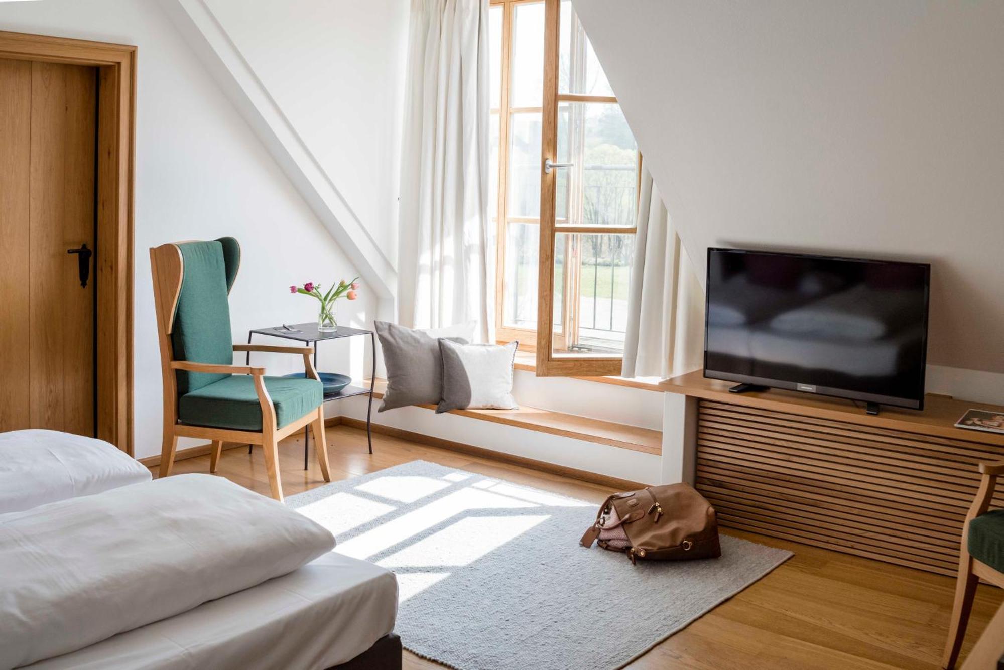 Gutshofhotel Winkler Braeu Lengenfeld  エクステリア 写真