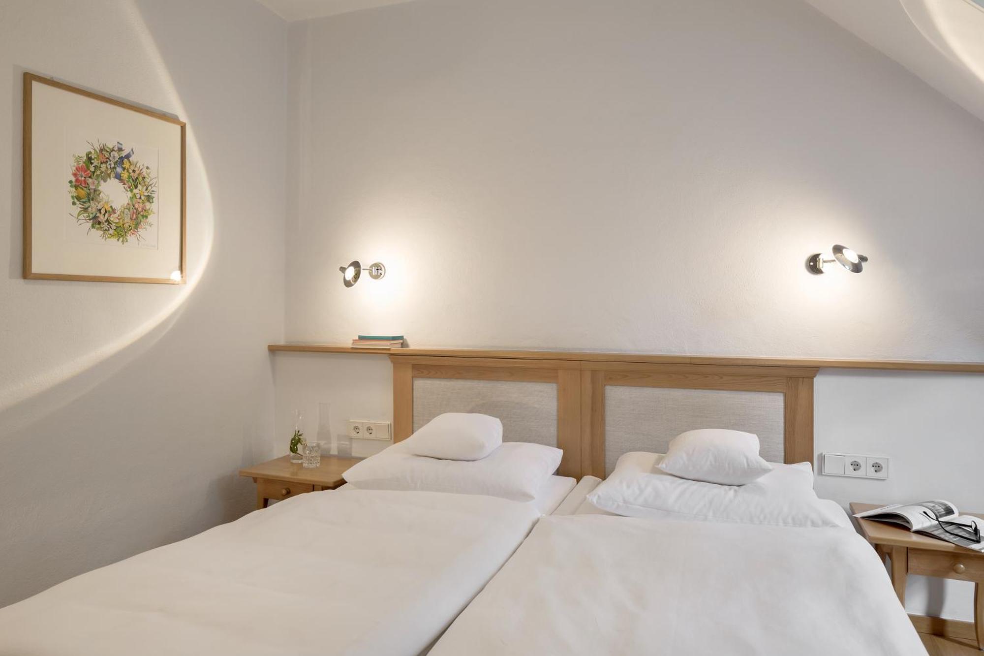 Gutshofhotel Winkler Braeu Lengenfeld  エクステリア 写真