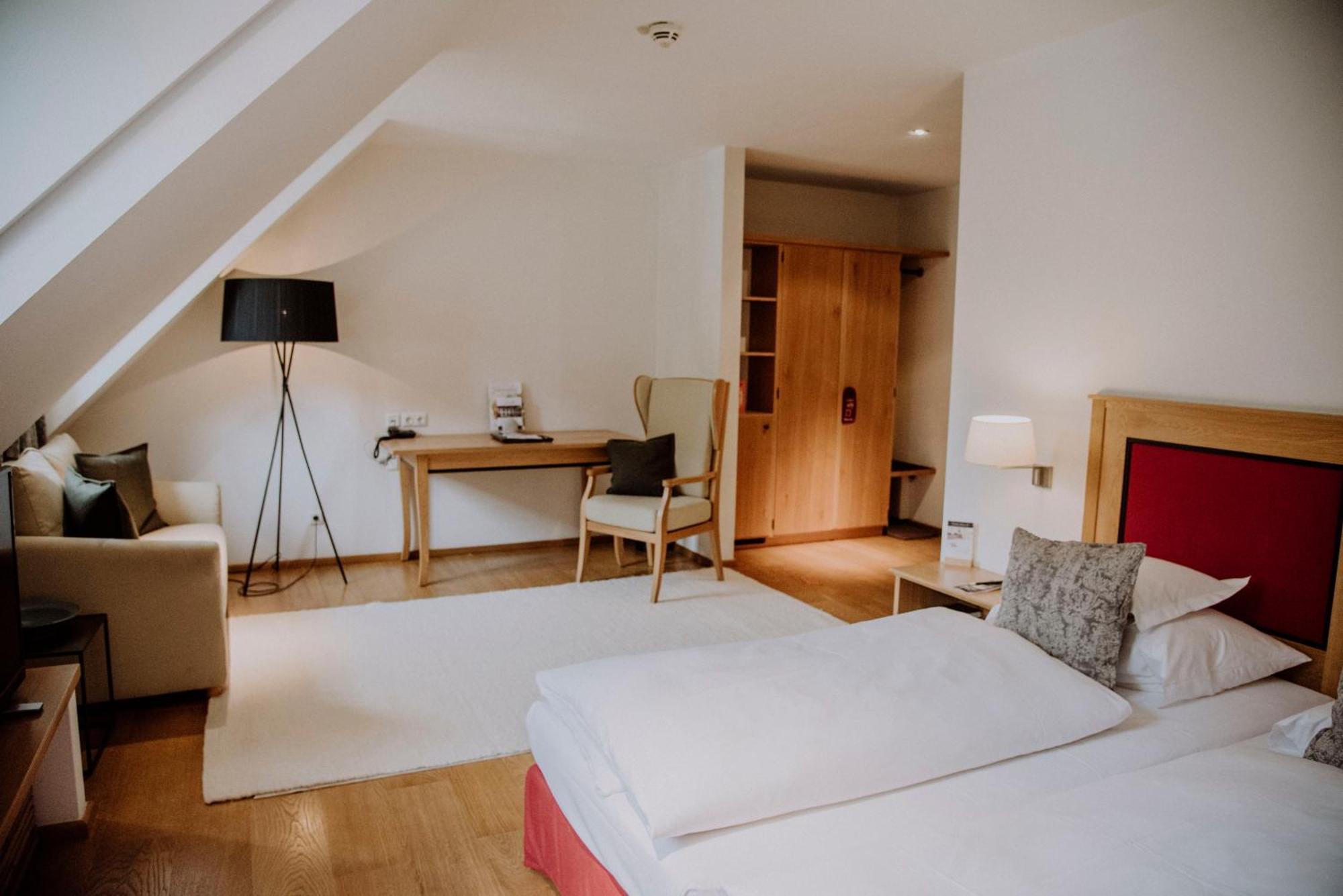 Gutshofhotel Winkler Braeu Lengenfeld  エクステリア 写真